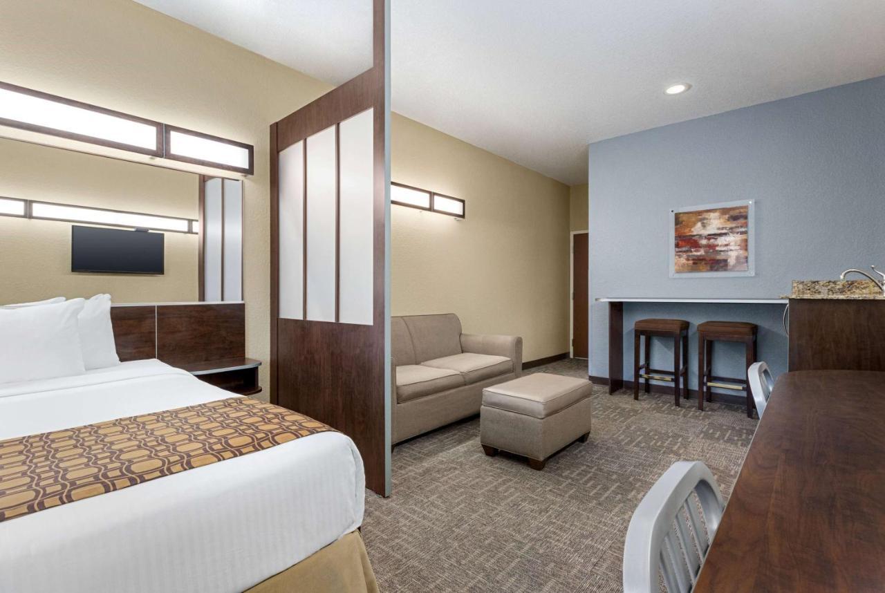Microtel Inn & Suites By Wyndham Woodstock/Atlanta North Ngoại thất bức ảnh